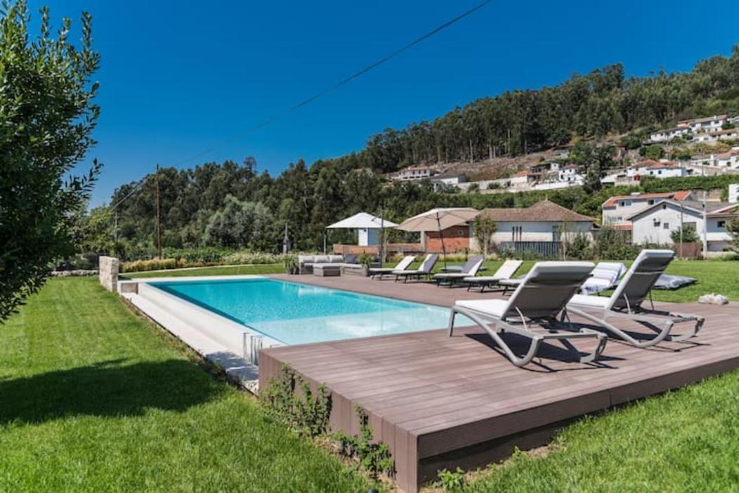 Casa Pelourinho De Louredo With Pool Hotell Paredes  Eksteriør bilde